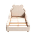 **Technische titel in het Nederlands: Schattig kinderbed met een berenkop, houten lattenbodem**